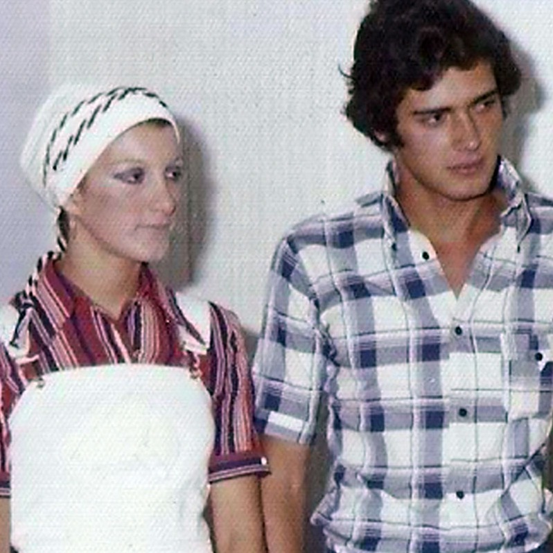 Olga y Gustavo en el Registro Civil.