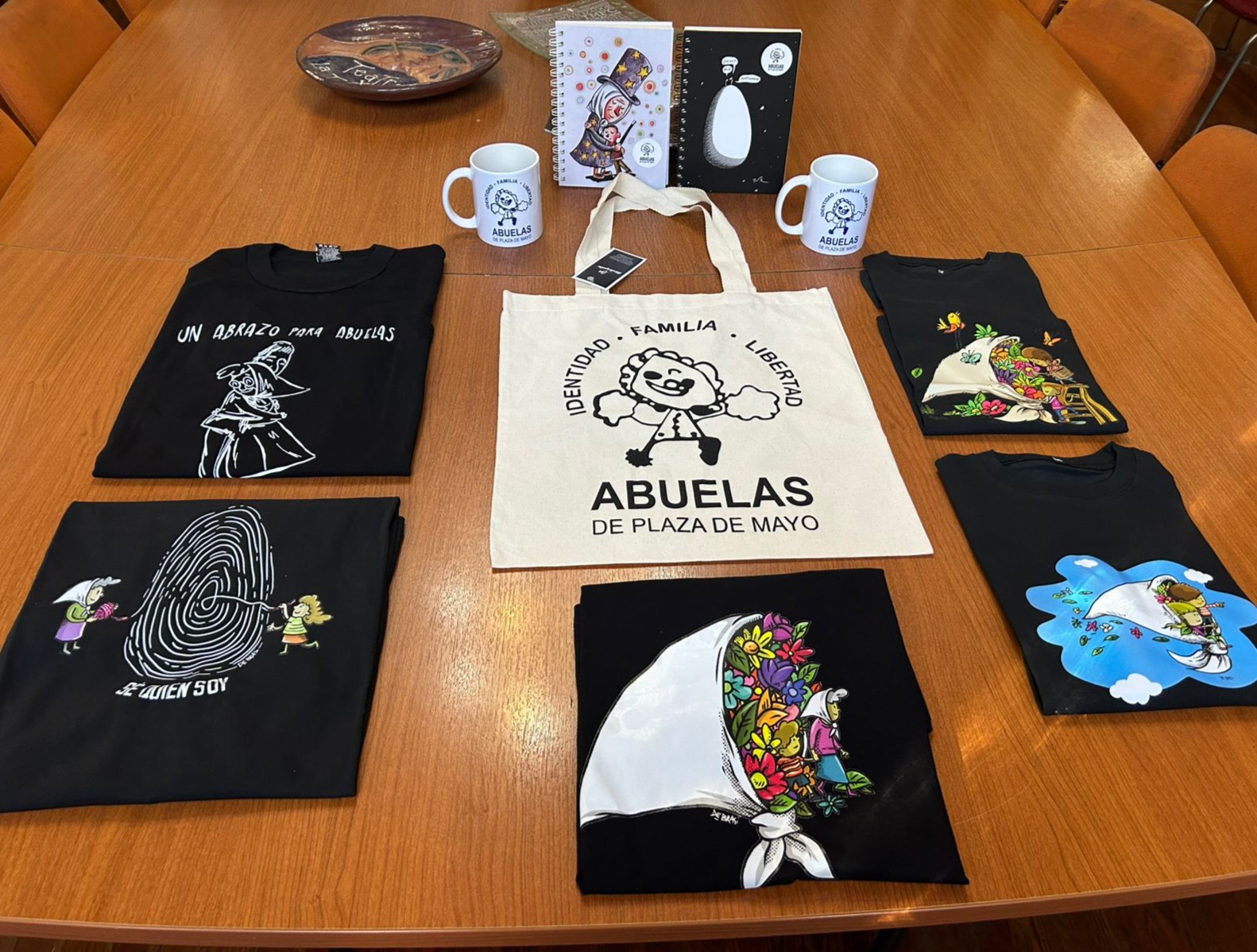 "Apoyá a las Abuelas"